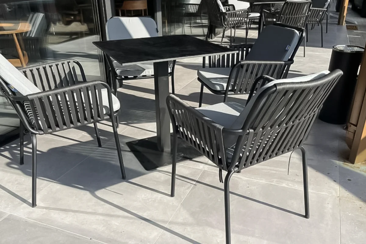 Compact Laminat Masa Üretimi